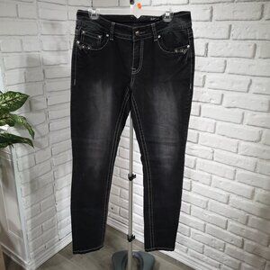 Suko Jeans Ladies Size 10 Narrow Legs Black Jeans
